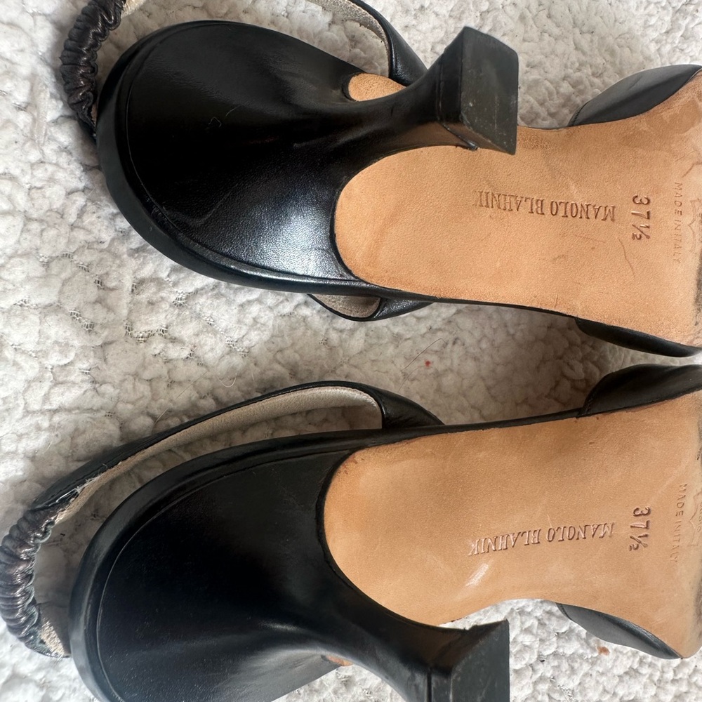 Manolo Blahnik Black Leather Heels - Picture 6 of 11